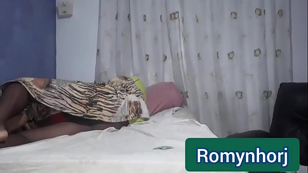 CHAT GIVING HER PUSSY YUMMY