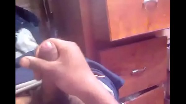 Amigo le sale mucha leche