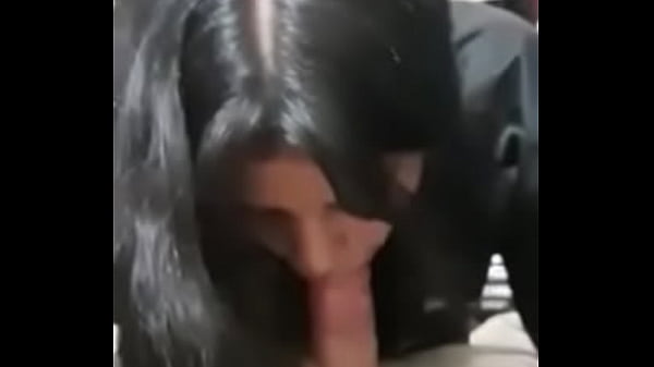 Je Suis Allé Acheter De L'huile Et Il M'a Même Donné À Emporter