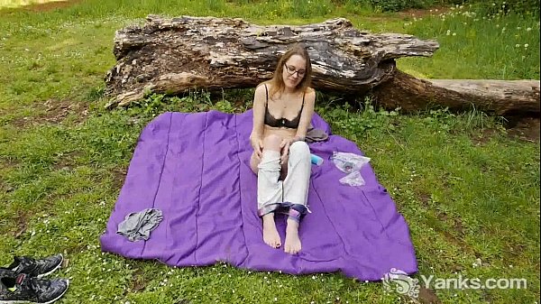 Download Video - Skiny Sierra Toy Her Twat And Ass Outdoors