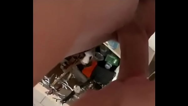 Girlfriend sucks my Cock