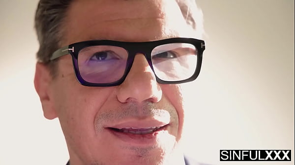 I didn&rsquo;t wear any underwear at work today denis marti & karina king for sinfulxxx