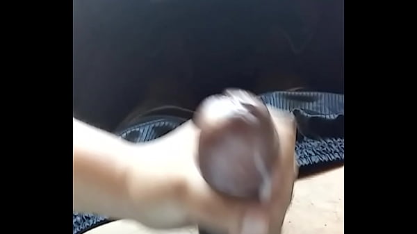 Download Video - Handjob cumshot in car