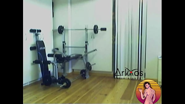 Download Video - 18 year old posing