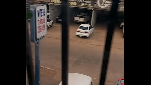 Mecânico sai do trabalho pra encher o rabo da p...