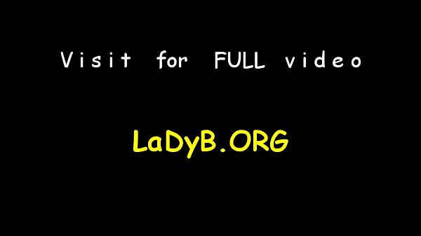 Horny tranny bitch jerks off her dick and crave...