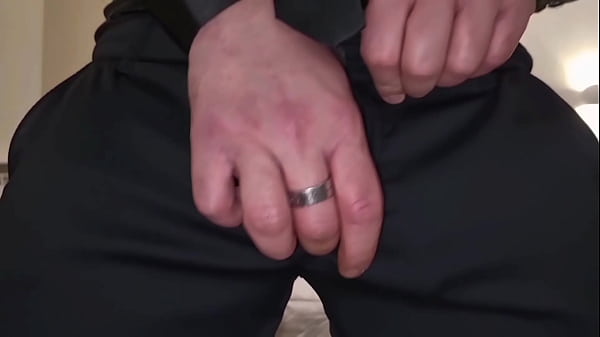 HOMEMADE HOT AMATEURS | ELEGANT HANDJOB WITH PISSING AND CUMSHOT - SEXY BOY CUM