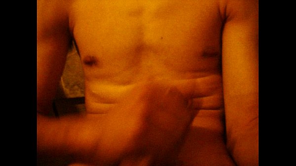 Download Video - asiendome la paja para que les guste mi pene a los de esta pagina