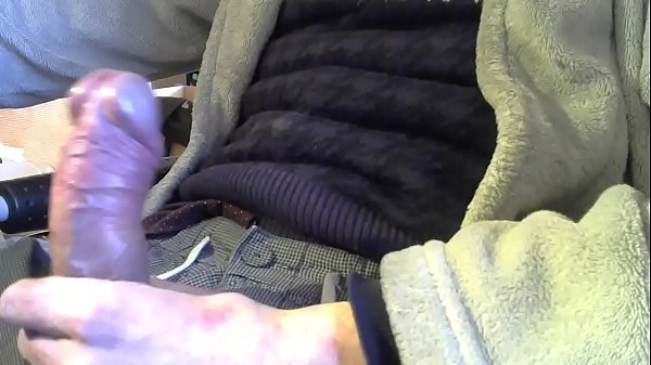 Download Video - camming on a datingchatsite with huge cock in close-up