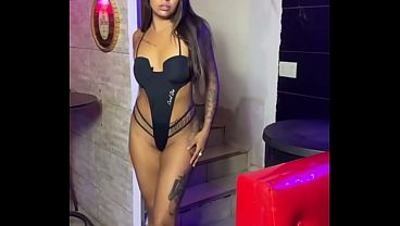 Comi gostoso essa morena lary