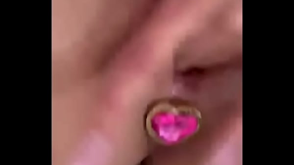 RICA MASTURBADA CON MI PLUG EN EL ANO DISFRUTAN...