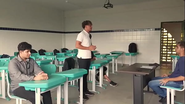 ADVOGADO DE ESQUINA FODE MULTINACIONAL