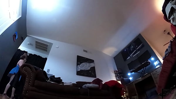 Unaware Giantess Folds Laundry HD with Jane Judge in Virtual Reality