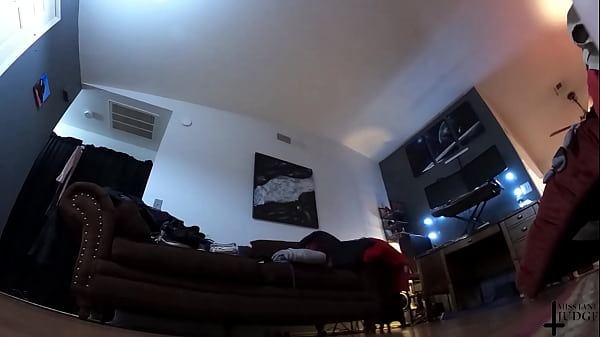 Unaware Giantess Folds Laundry HD with Jane Judge in Virtual Reality