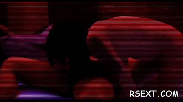 Excited dude is on a voyage and gets blown by a stunning hooker