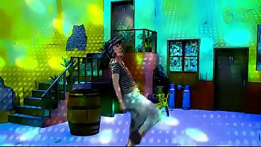 Chaves dancing