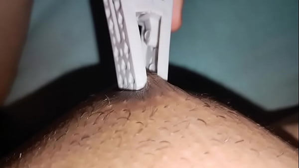 Jouer Avec Sa Poitrine