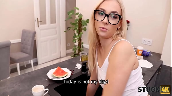STUCK4K. Blonde stunners hand was stuck so she called her kinky friend