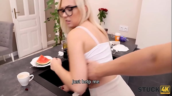 STUCK4K. Blonde stunners hand was stuck so she called her kinky friend