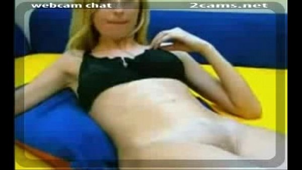 Cutie Rubs Pussy100610