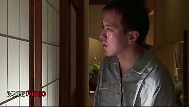 大島ゆずなのハードコアオフィスポルノでの生々しいアジアンフェラチオ体験