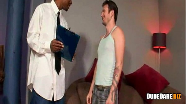 Download Video - Horny Dude Takes Long Black dick