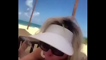 Download Video - Nicolly Dicapri em Trancoso bahia