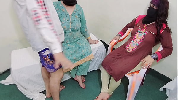 Awesome 3some Anal Fucking of 2 indian Muslim Hot Bhabhi's with Dever
