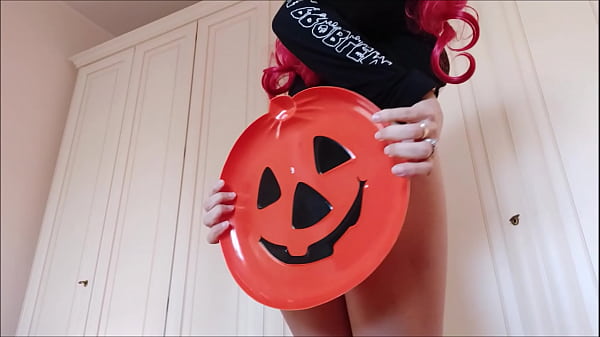 halloween couldn't be hotter, like her pee