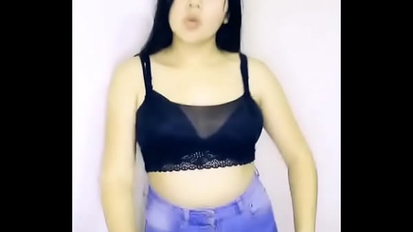 ricas tentas en sosten negro