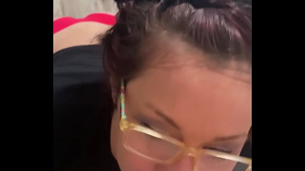 Nerdy Star Wars slut with an amazing ass sucks all the cum off her man's dick after he cums inside her tight pussy