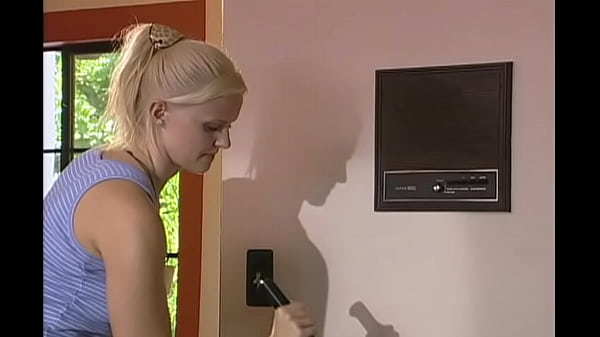 Hannah Harper Is A Blonde Slut Who Likes To Take Hard Cock Up The Ass