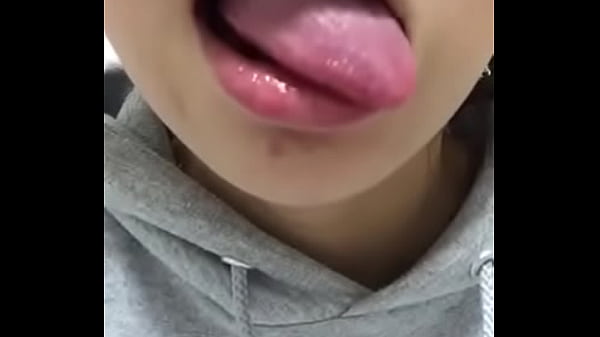舌フェチ