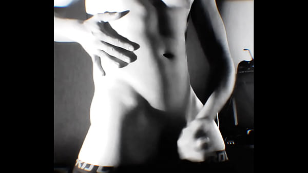 Estoy muy caliente blanco y negro