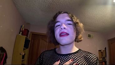  Giant Femboy Goddess Tenderizes And Consumes You