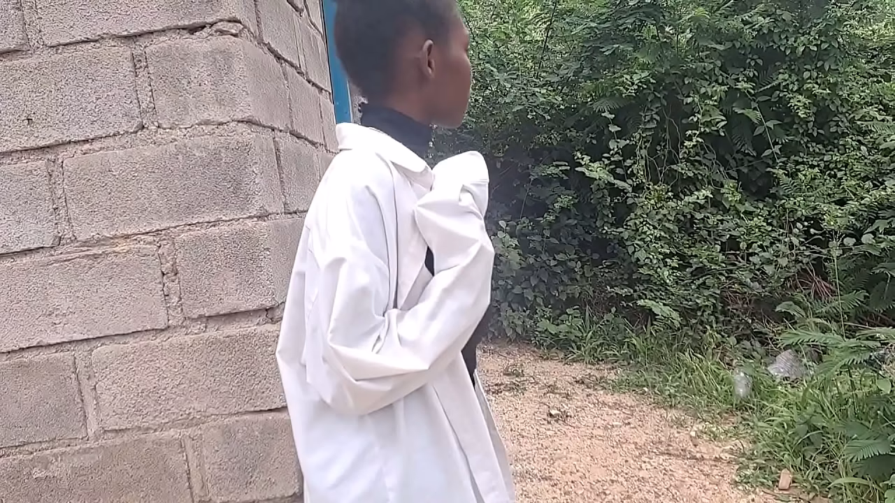 Merry Christmass day she needs someone she is too hot