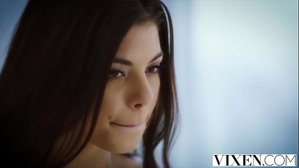 VIXEN Side Chick Fucks In Mains Bed