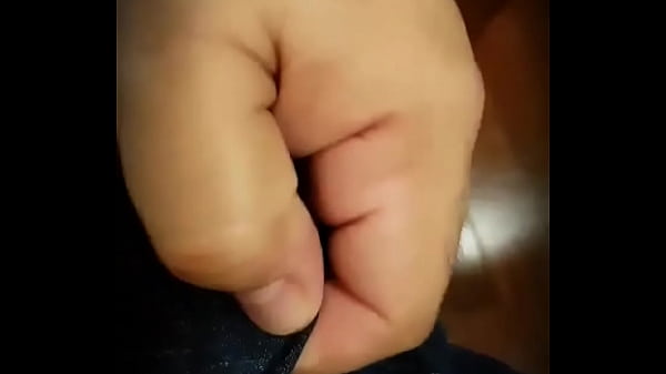 Alguém quer coçar meu saco?