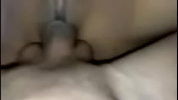 Fucking the pretty pussy of a local girl until I cum inside her pussy, it's very thrilling.