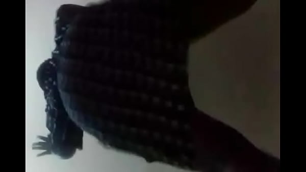 Je Baise En Twerk Pendant La Chambre