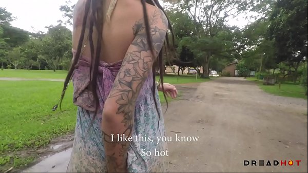 Download Video - Safada tomando no cuzinho no parque em publico&excl; - Dread Hot