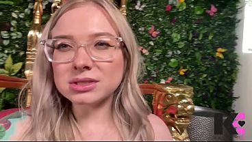 Unaware Giantess Smokes & Demolishes Tiny Civilization