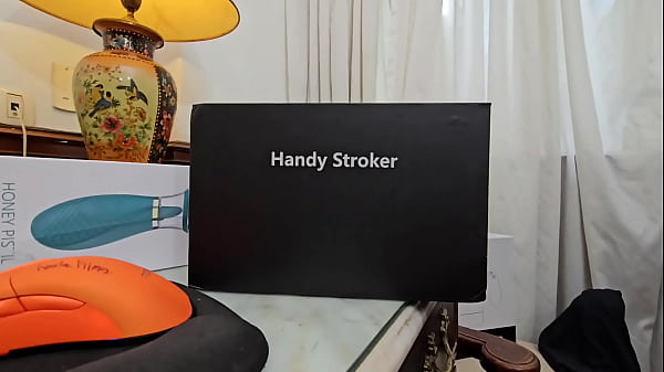 testing a new toy "the handy stroker" of bad peach