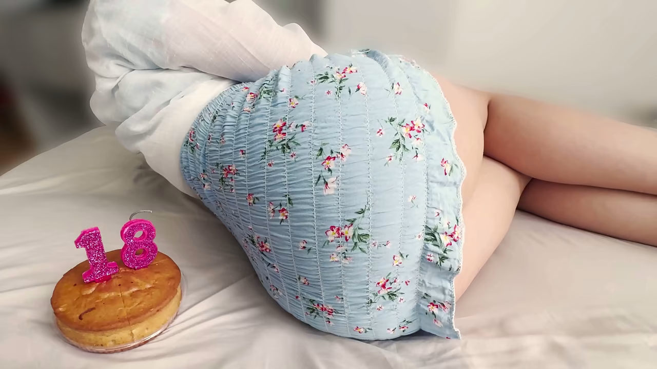 I Turn 18 Years Old Today Stepdad, Show Me What Sex Feels Like, I Envy My Friends