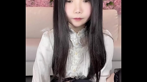 Iconic Half-Up Pigtails