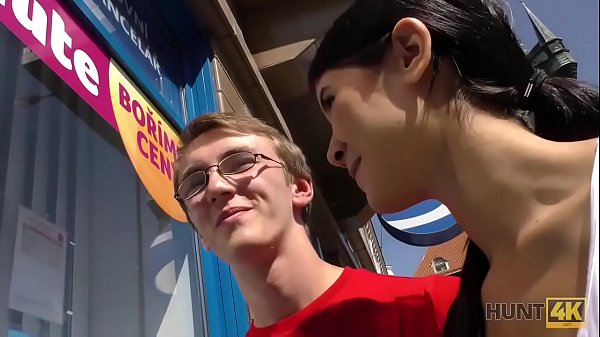 Download Video - HUNT4K&period; Amazed cuckold watches GF's sex for money with another man