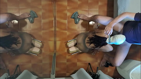 Preview - Milf in pantyhose and high heels gives a blowjob on her knees with cum swallowing