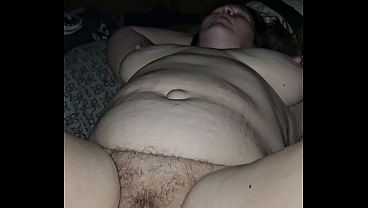 She talks dirty with her pussy open