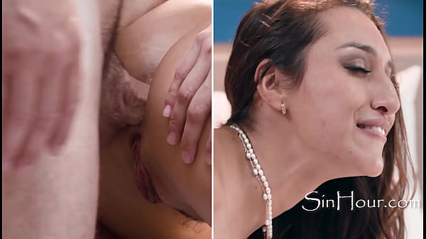 Latina's Facial Expressions While She Gets Ass Fucked