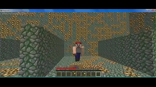 thumb playing minecraft